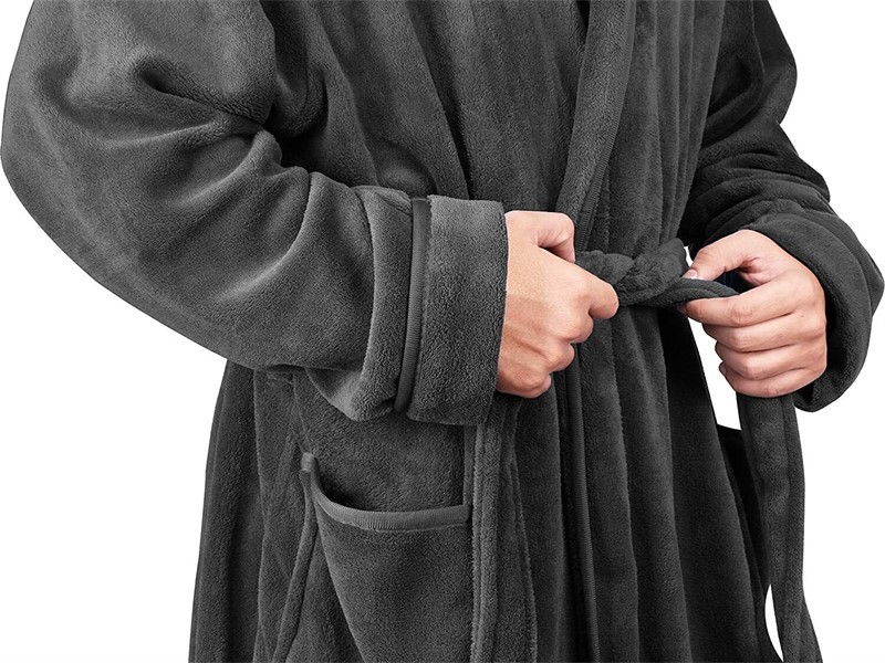 Mens luxury robes with hoods Mens luxury robes with hoods